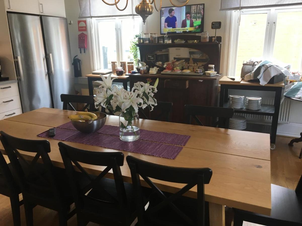 Jaernvaegshotellet B&B Skara község Kültér fotó