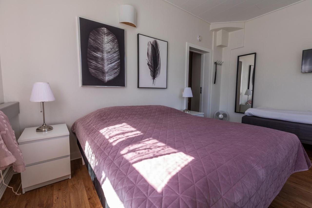 Jaernvaegshotellet B&B Skara község Kültér fotó