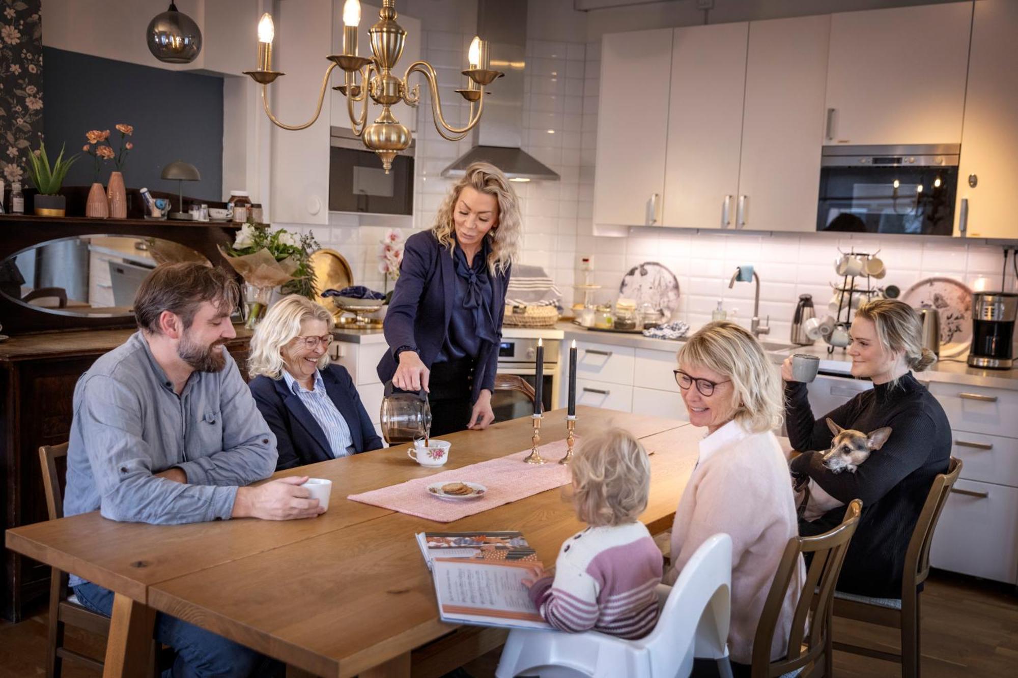Jaernvaegshotellet B&B Skara község Kültér fotó